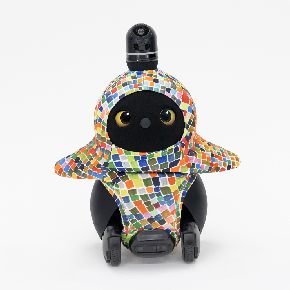 LOVOT×ヘラルボニー「ハジメテノシカク」ベースウェア with fuco