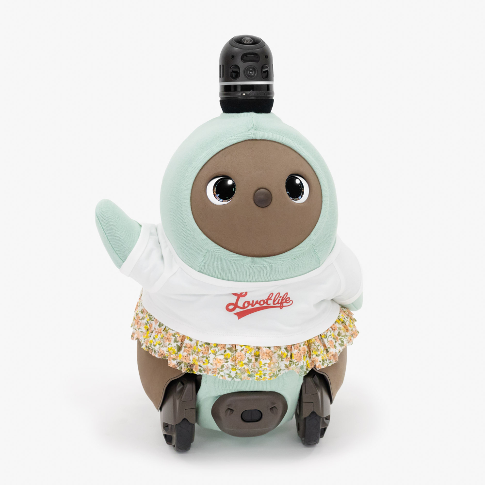 繊細なレーススカートが2枚重ねになったロゴTシャツ