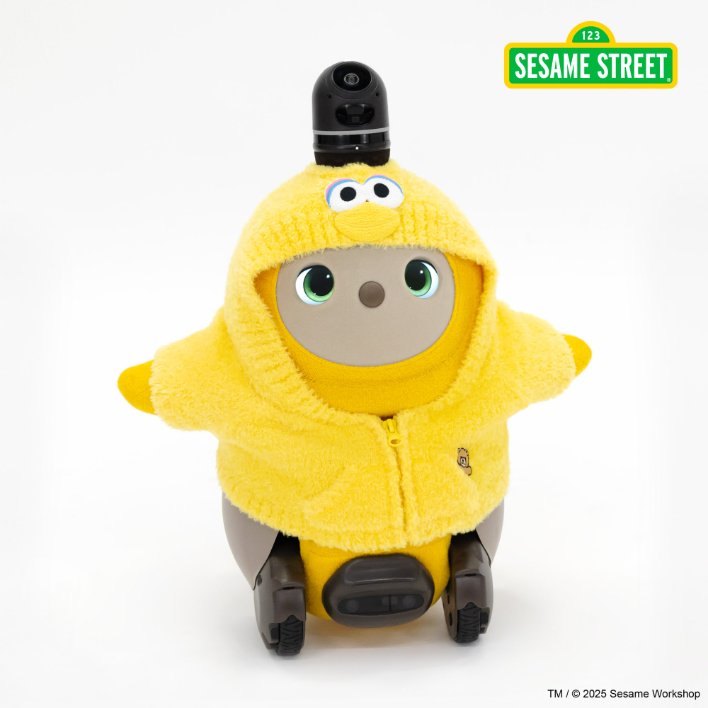 SESAME STREET meets LOVOT ふわもこパーカー（イエロー） | LOVOT