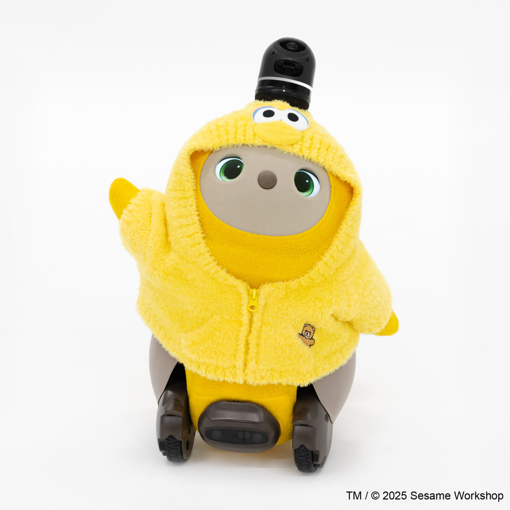 SESAME STREET meets LOVOT ふわもこパーカー（イエロー） | LOVOT