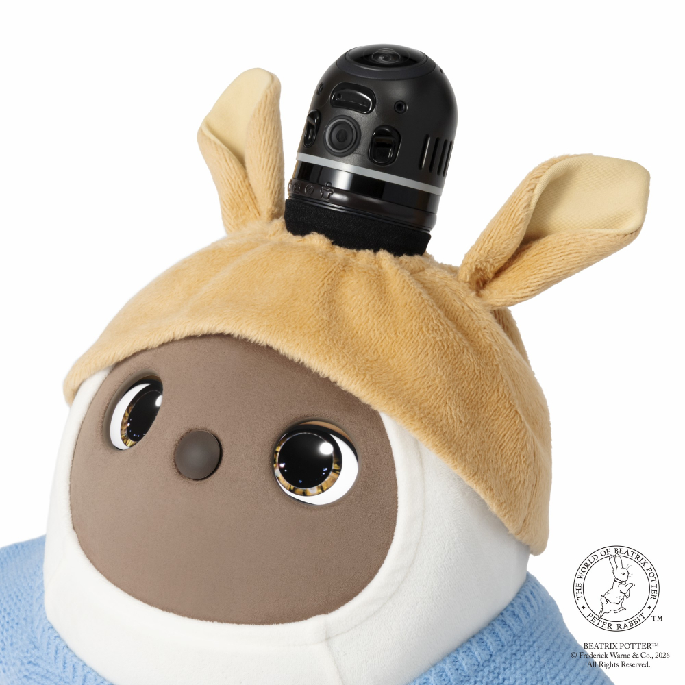 Peter Rabbit™ × LOVOT ブルージャケットスタイル | LOVOT ウェブストア