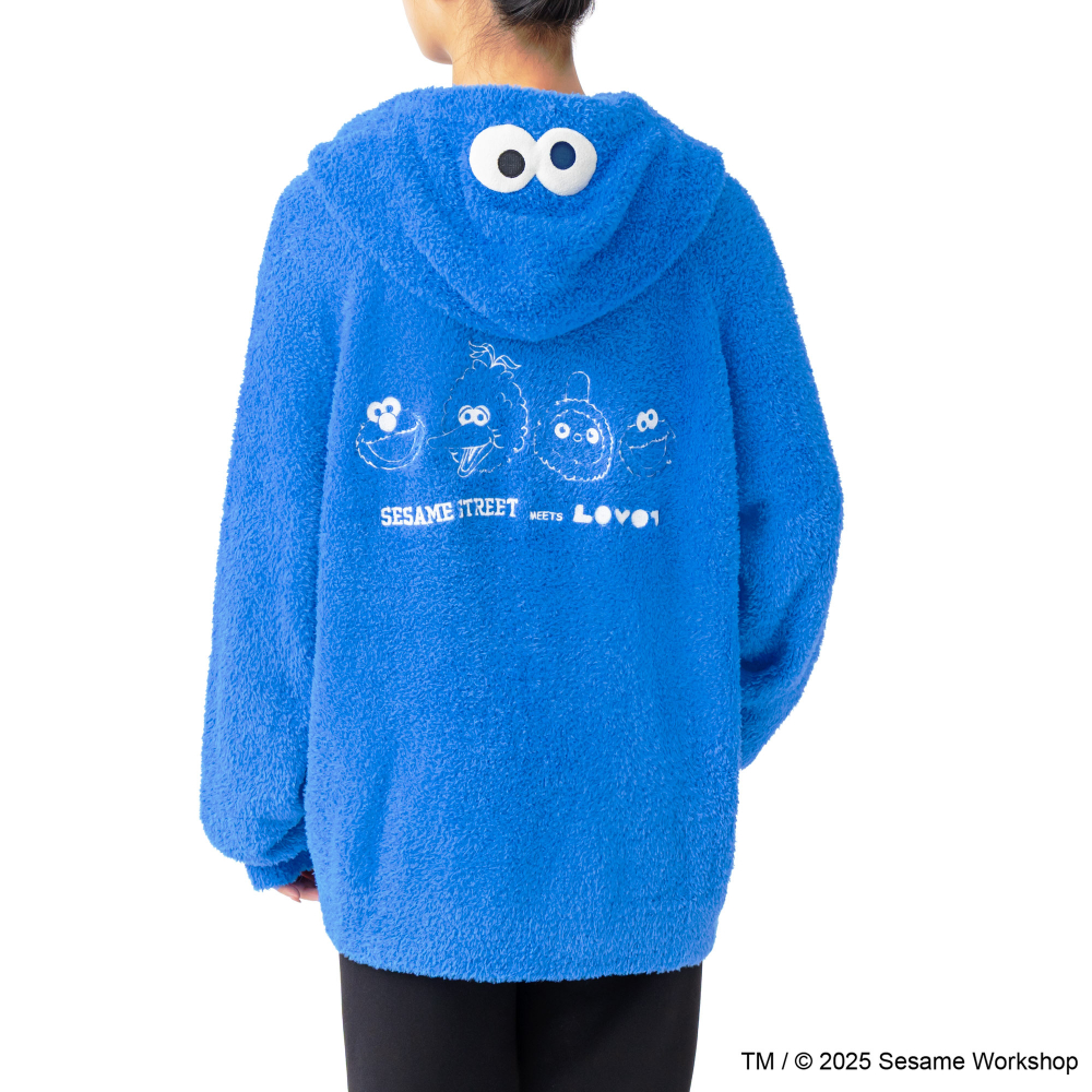 SESAME STREET meets LOVOT ふわもこパーカー（ブルー）ヒト用 | LOVOT